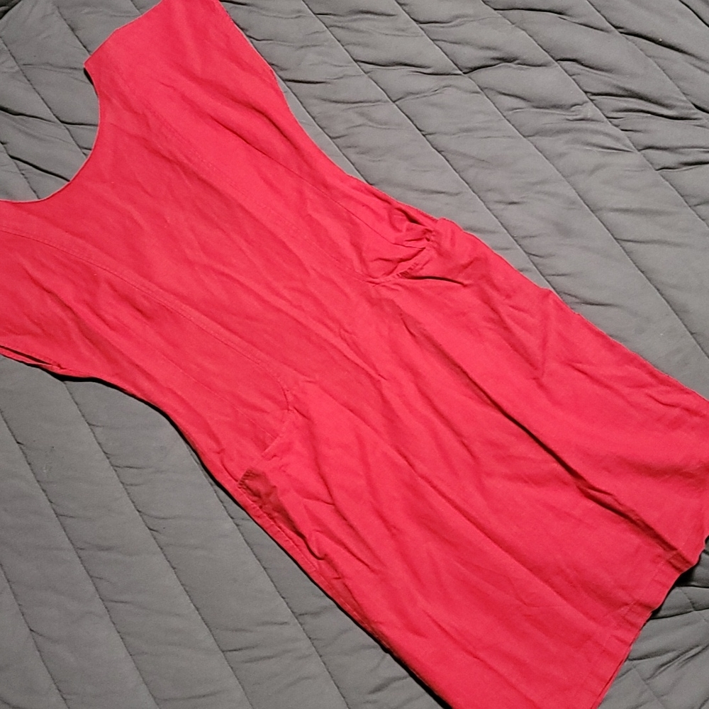 Vintage red dress with buttons and pockets